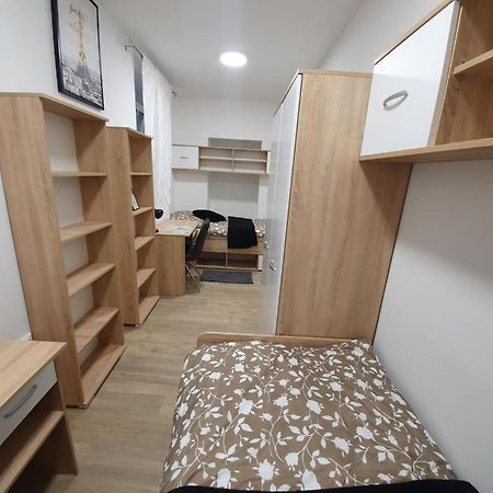 Railway Station City Modern Apartment Maribor Bagian luar foto