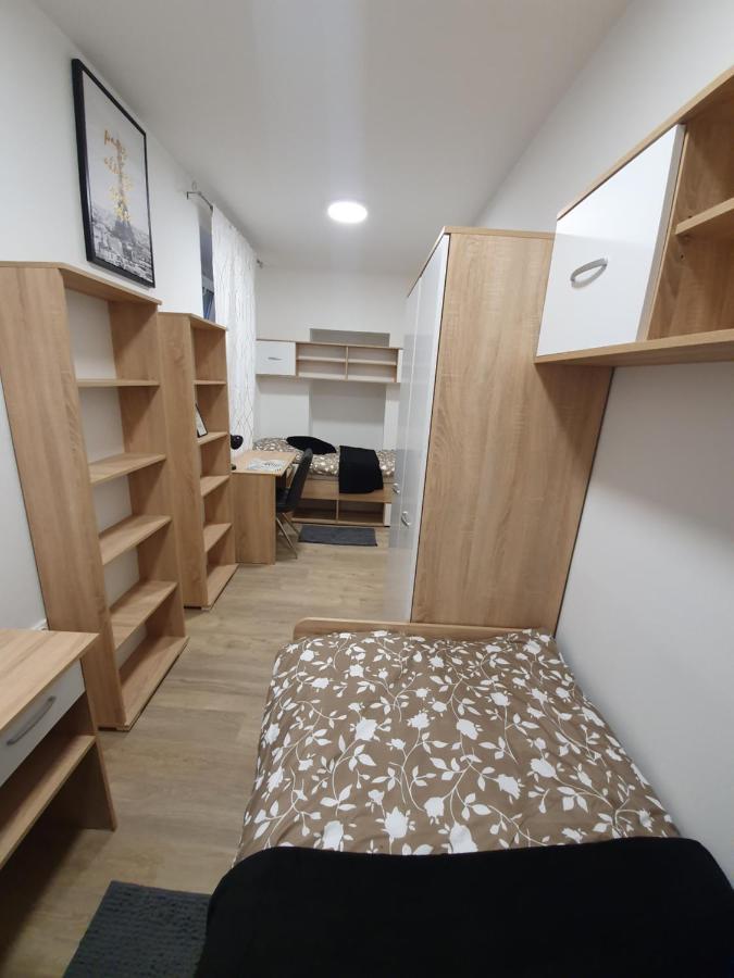 Railway Station City Modern Apartment Maribor Bagian luar foto
